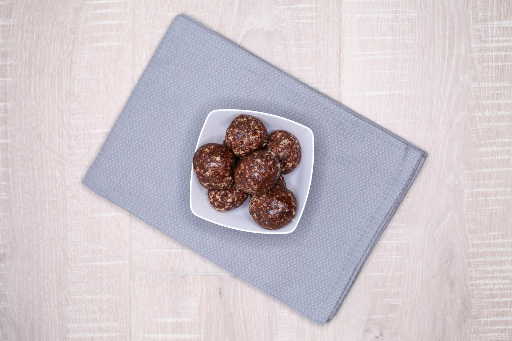 Brownie Nut Energy Bites