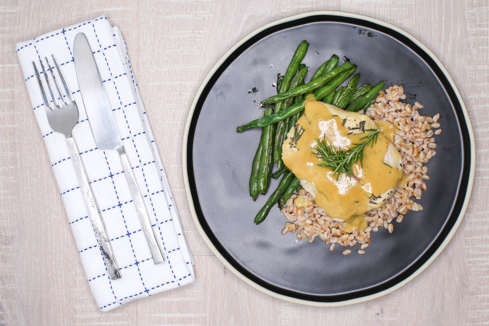 Honey Mustard Chicken w/ Farro & Green Beans
