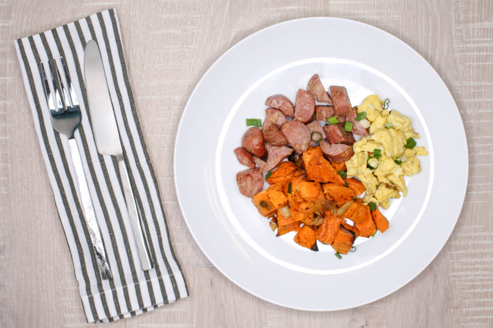 Veggie Sausage & Sweet Potato Hash w/ Egg