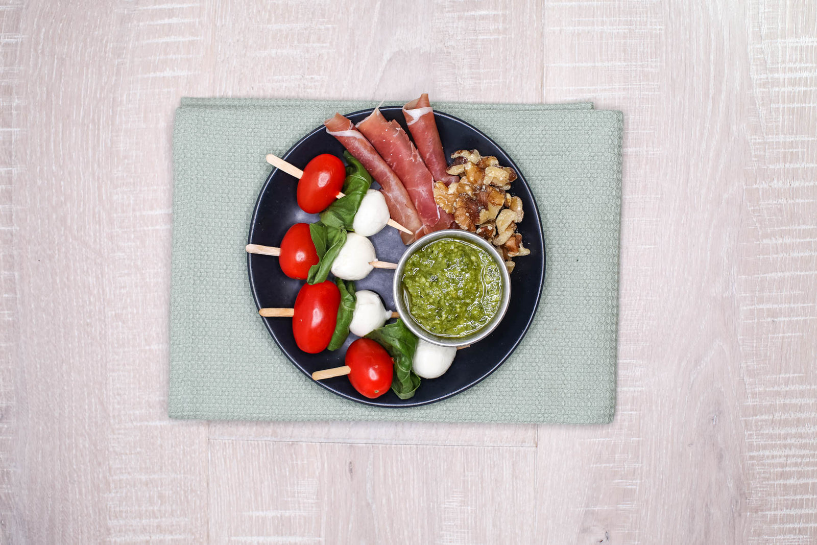 Snack Box - Caprese Skewers & Prosciutto