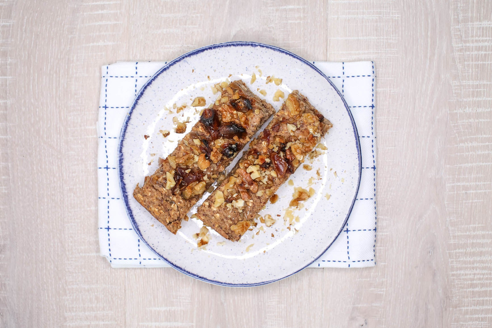 Baked Cranberry Orange Banana Nut Oatmeal Bars